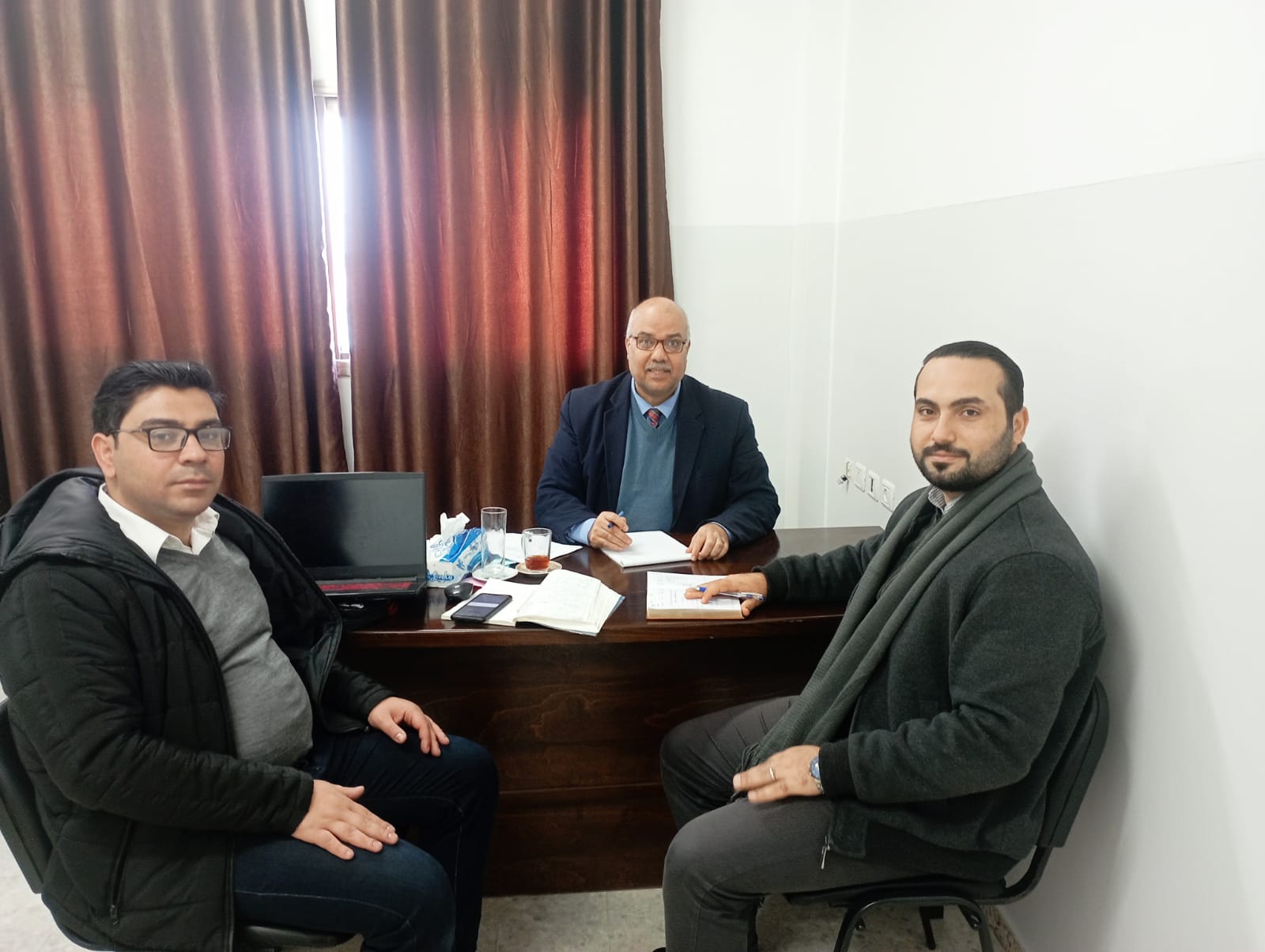 لتنسيق واختيار الجهات المستفيدة من المشاريع  مدير عام وحدة التخطيط والتوعية يعقد اجتماع مع مؤسسة غزي دستك